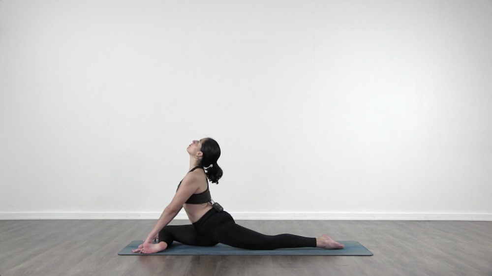 Strengthen into Hanumanasana_1