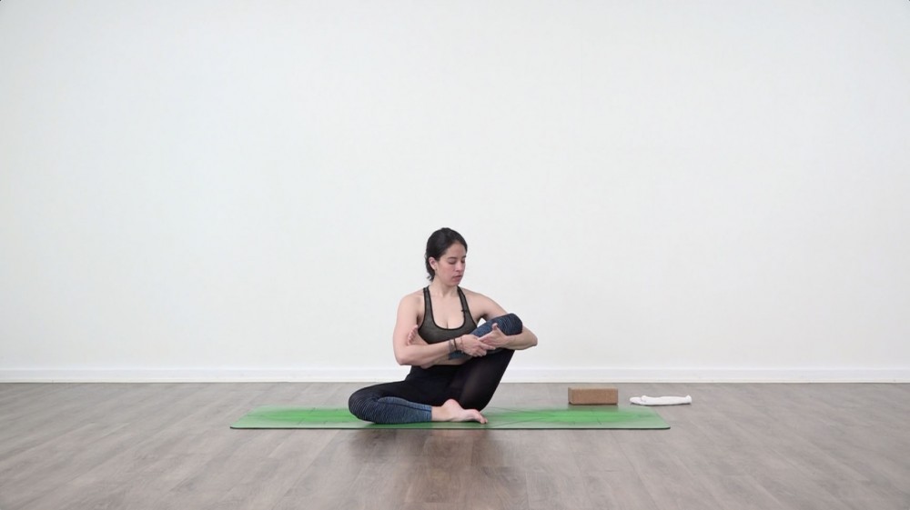 How to Open Your Hips_0