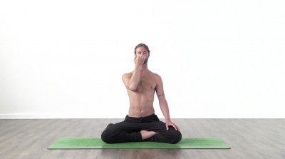 screenshot from online pranayama yoga class at Yogateket yoga studio in Uppsala sweden