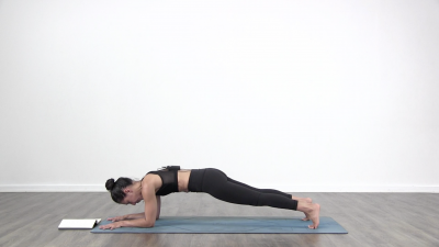 screenshot from online yoga class with yoga teacher at Yogateket yoga studio in Uppsala Sweden
