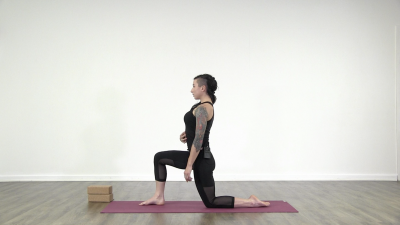 screenshot from online yoga class with yoga teacher Lauren Matters at Yogateket yoga studio in Uppsala Sweden