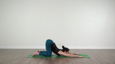 screenshot from online yoga class at Yogateket yoga studio in Uppsala sweden